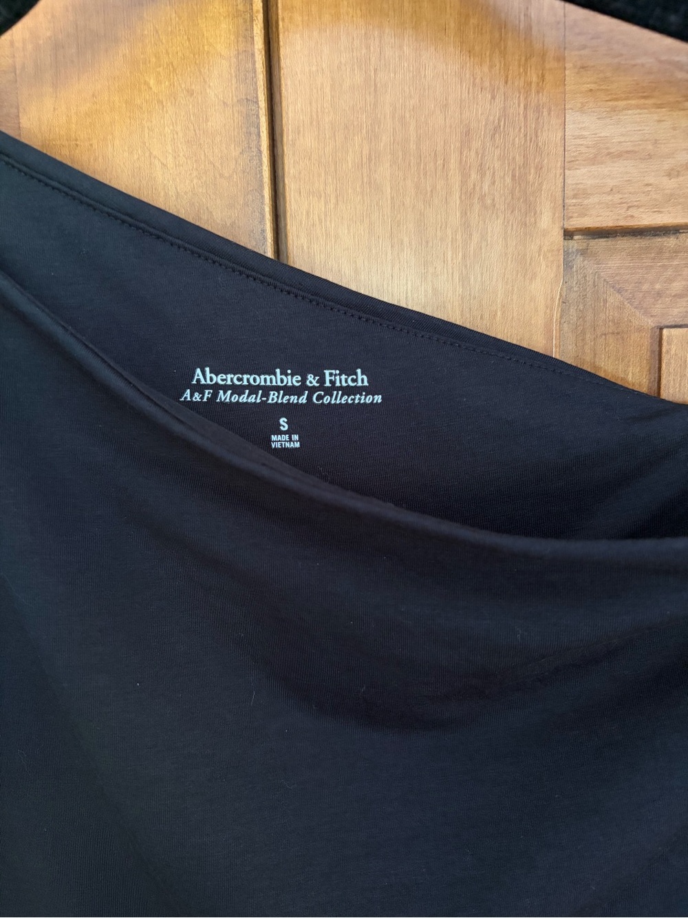 Abercrombie Asymmetrical Twist Knit Midi Dress - Picture 5 of 8